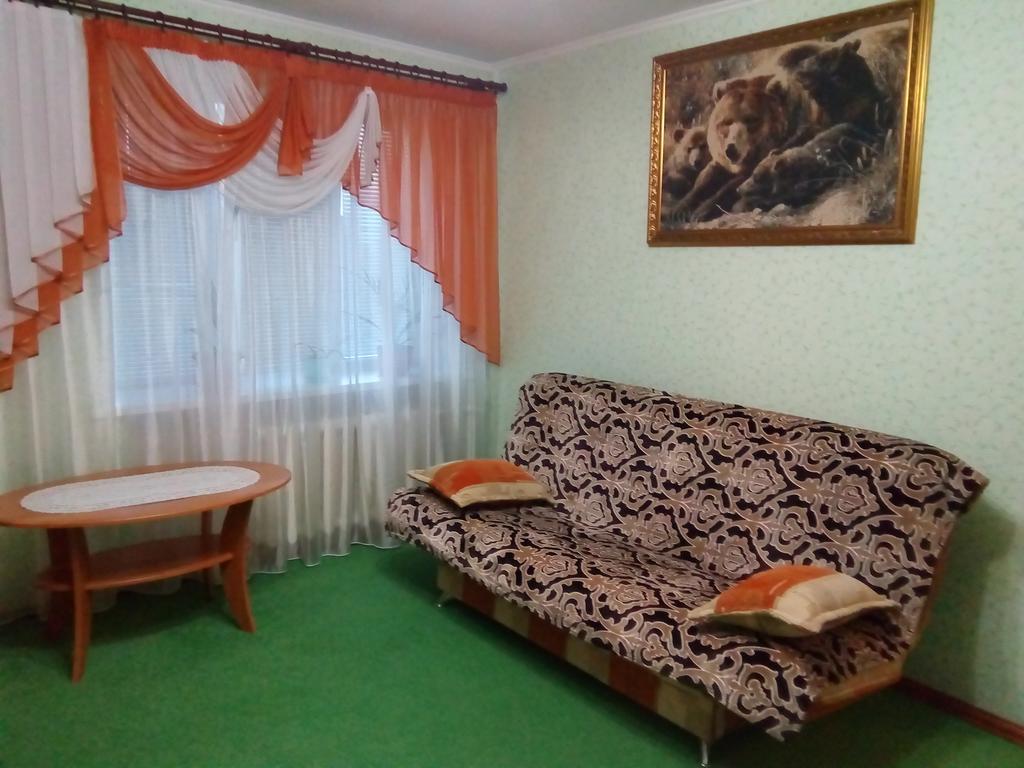 Apartments On Leninskaya Street Nyasvizh Bagian luar foto